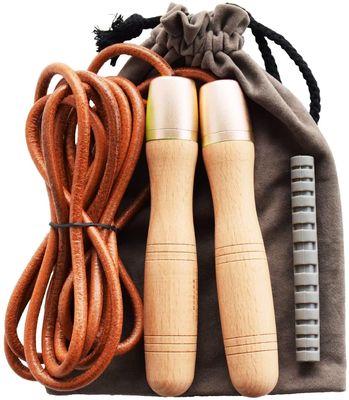 Оптовые чистые деревянные ручки кроют кожей регулируемую прыгая веревочку скачки с подшипником 360-Degree